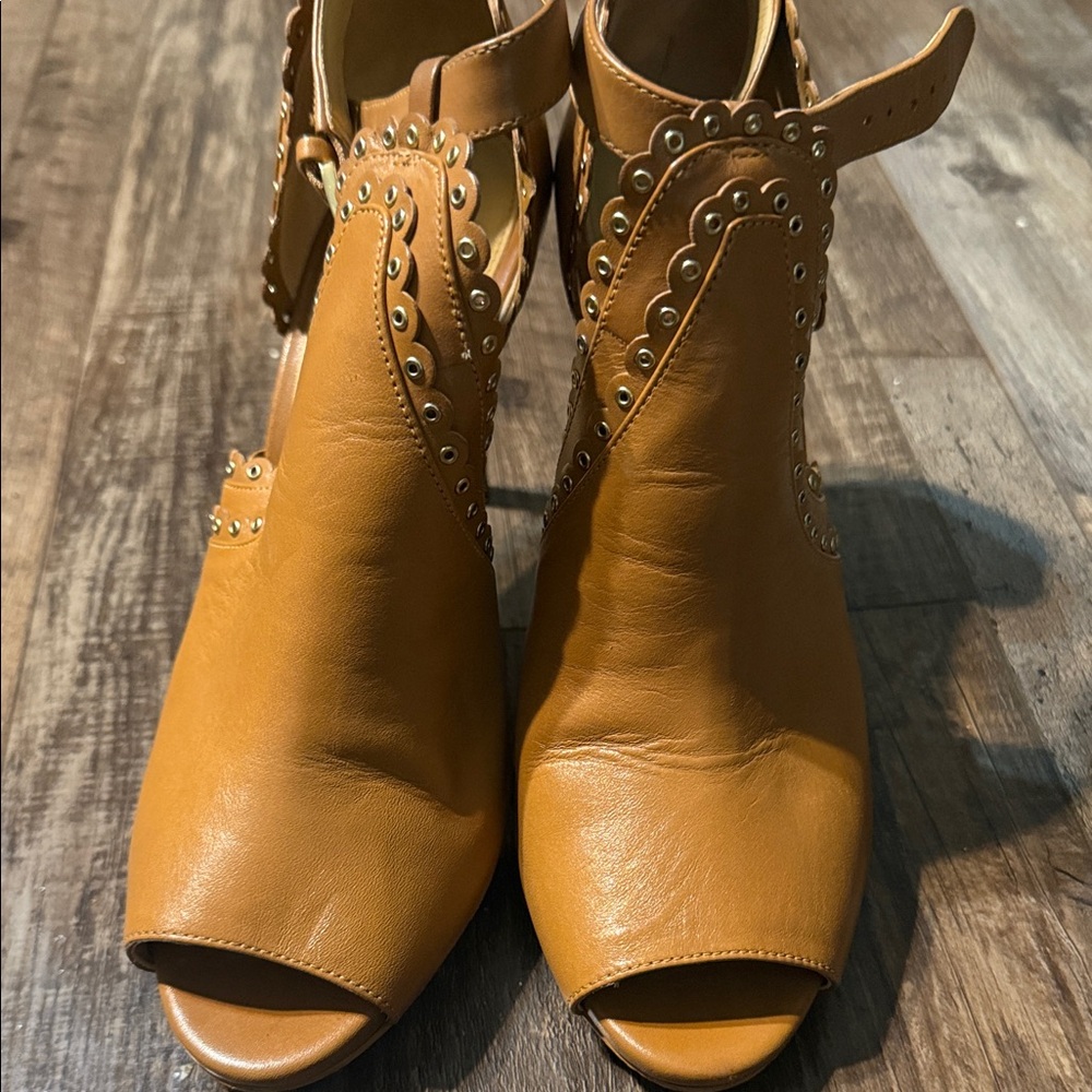 MICHAEL Michael Kors Tan Leather Peep-Toe Heels